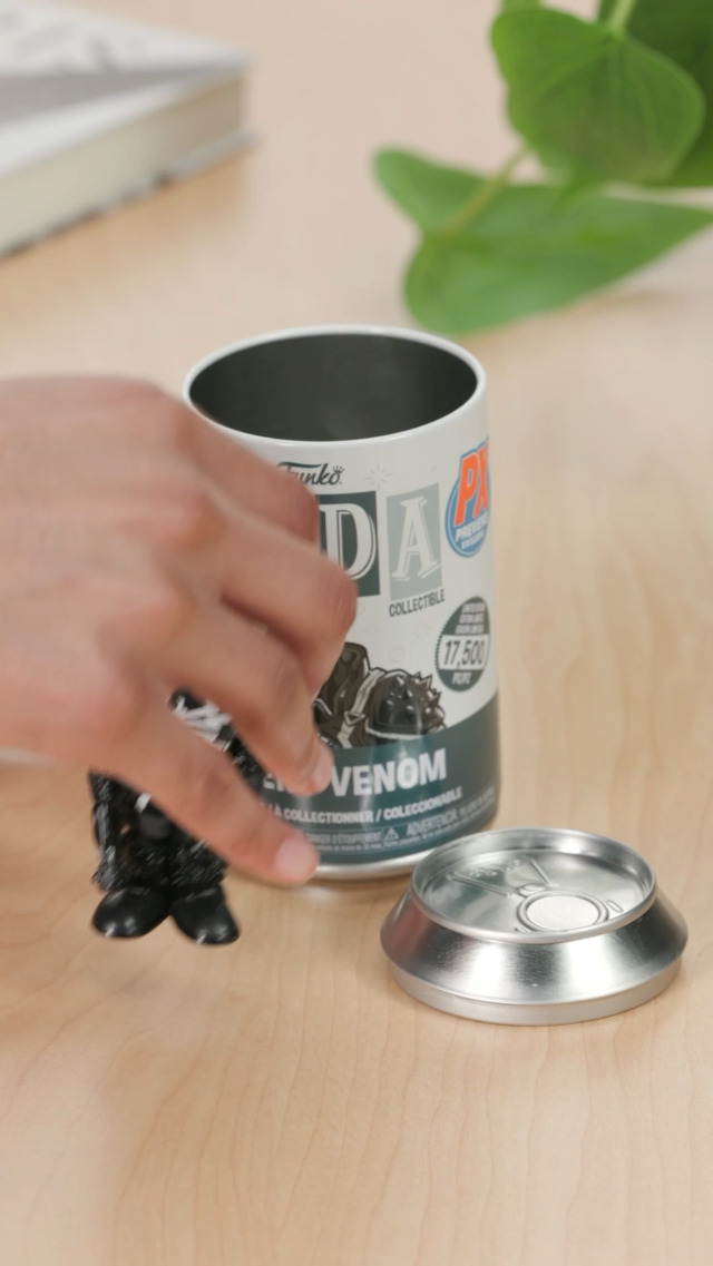 Amazon.com: San Diego Previews Exclusive 2023 Vinyl Soda: Agent
