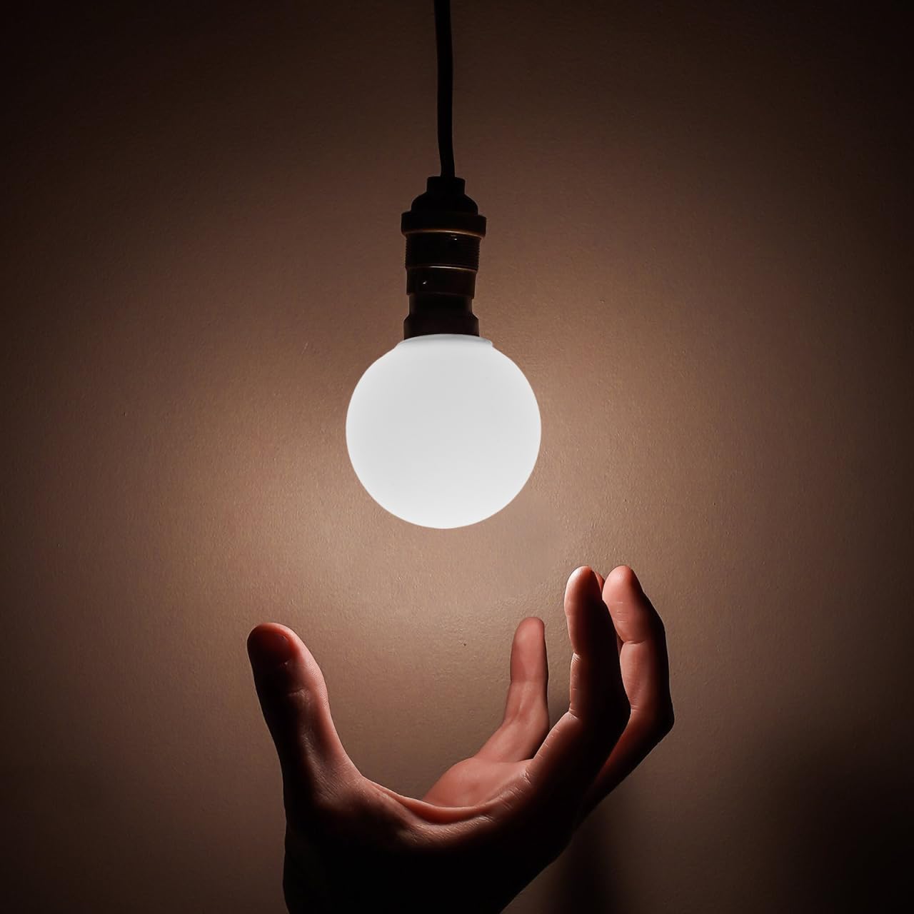 Amosfun 2 Pz Illuminazione Sfera di Vetro Ombra G9 Moderno Paralume di Vetro Sfera Paralume Copertura Accessori Per Pendente Lampade Da Parete Bianco 60mm