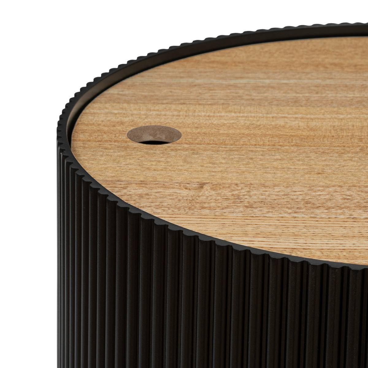 Atmosphera - Table Basse Coffre Enola Noire - D 38,5 x H 35 cm - Plateau Effet Bois, Design Cannelé - pour Salon, Chambre, Bout de Canapé