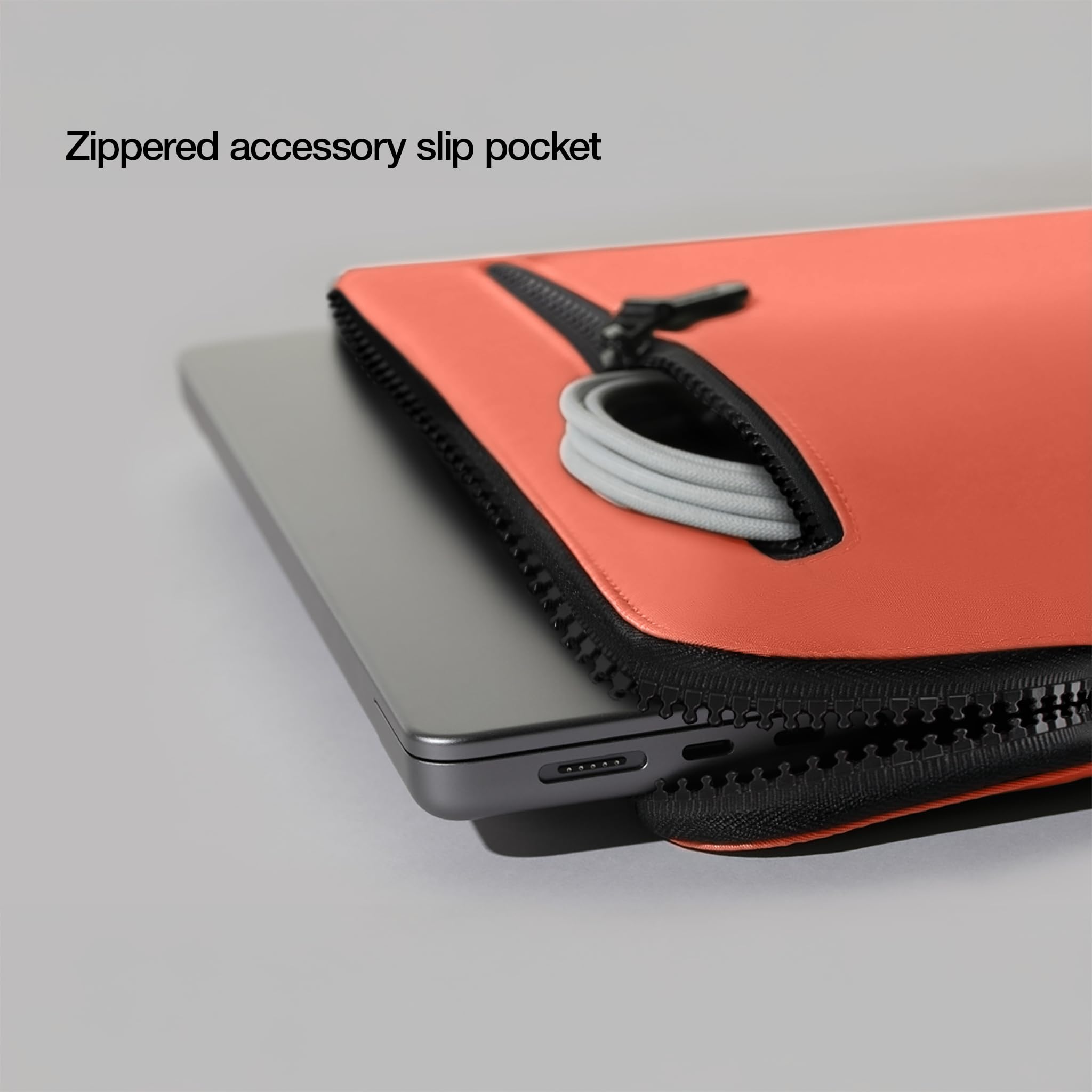 Incase Custodia compatta per computer portatile, in nylon, per