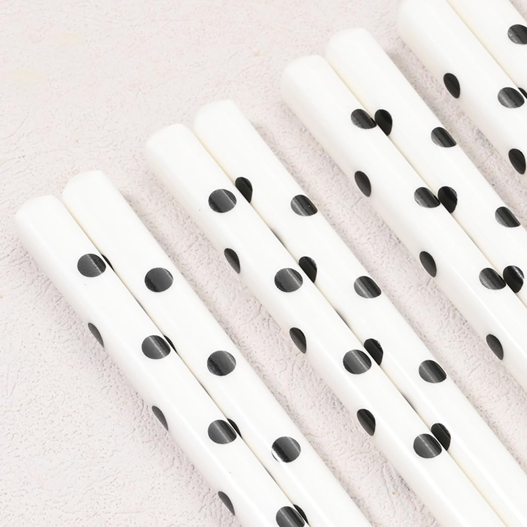 Jeu de baguettes, Coffret cadeau de baguettes réutilisables avec étui, à pointe ondulée noire en céramique d'os haute qualité 10 paires délicates