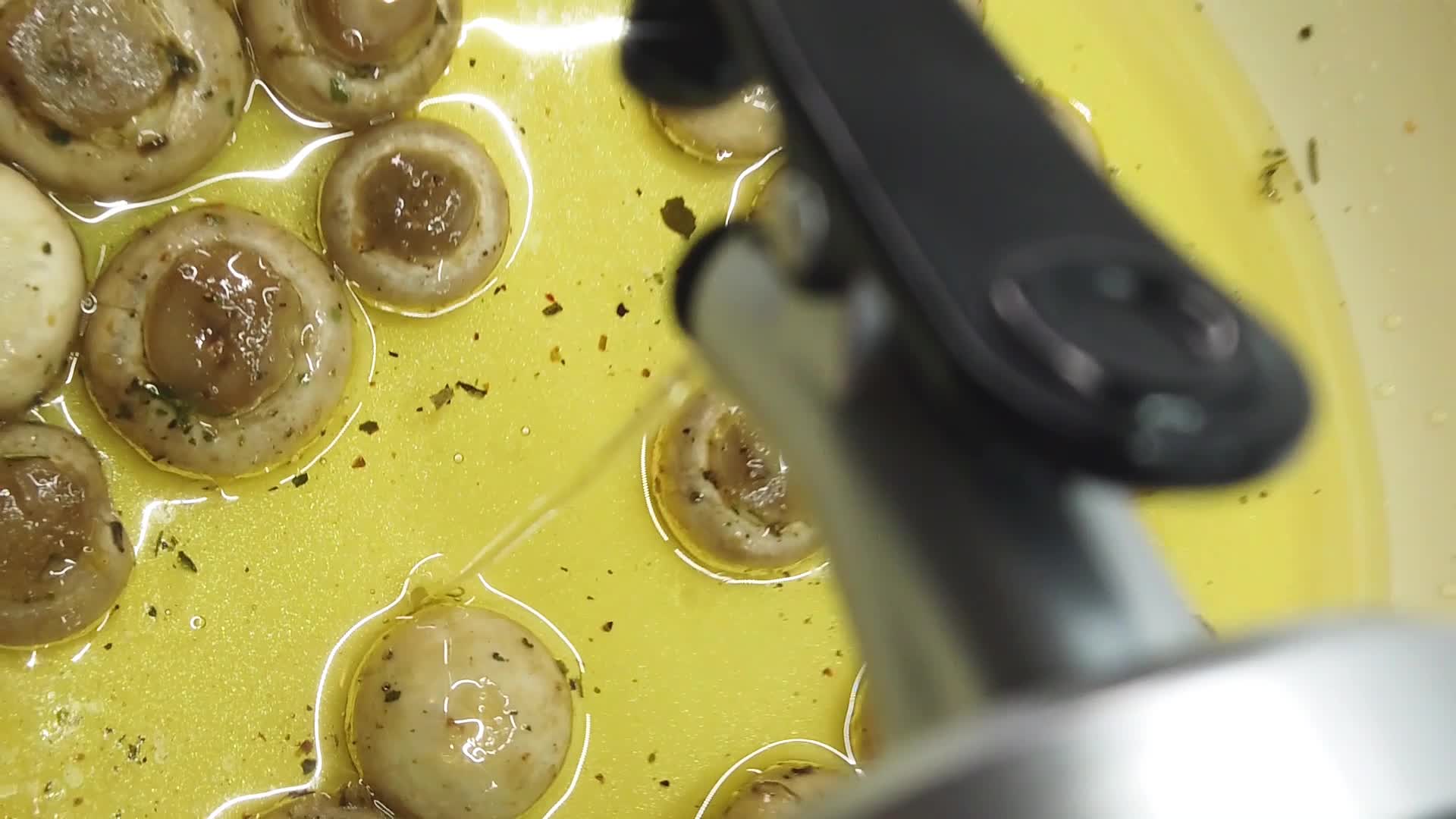 Set Dispenser Olio E Aceto Toscana - 2 Bottiglie Da 250ml Con Supporto, Anti-Goccia, Design Elegante - Foto 7