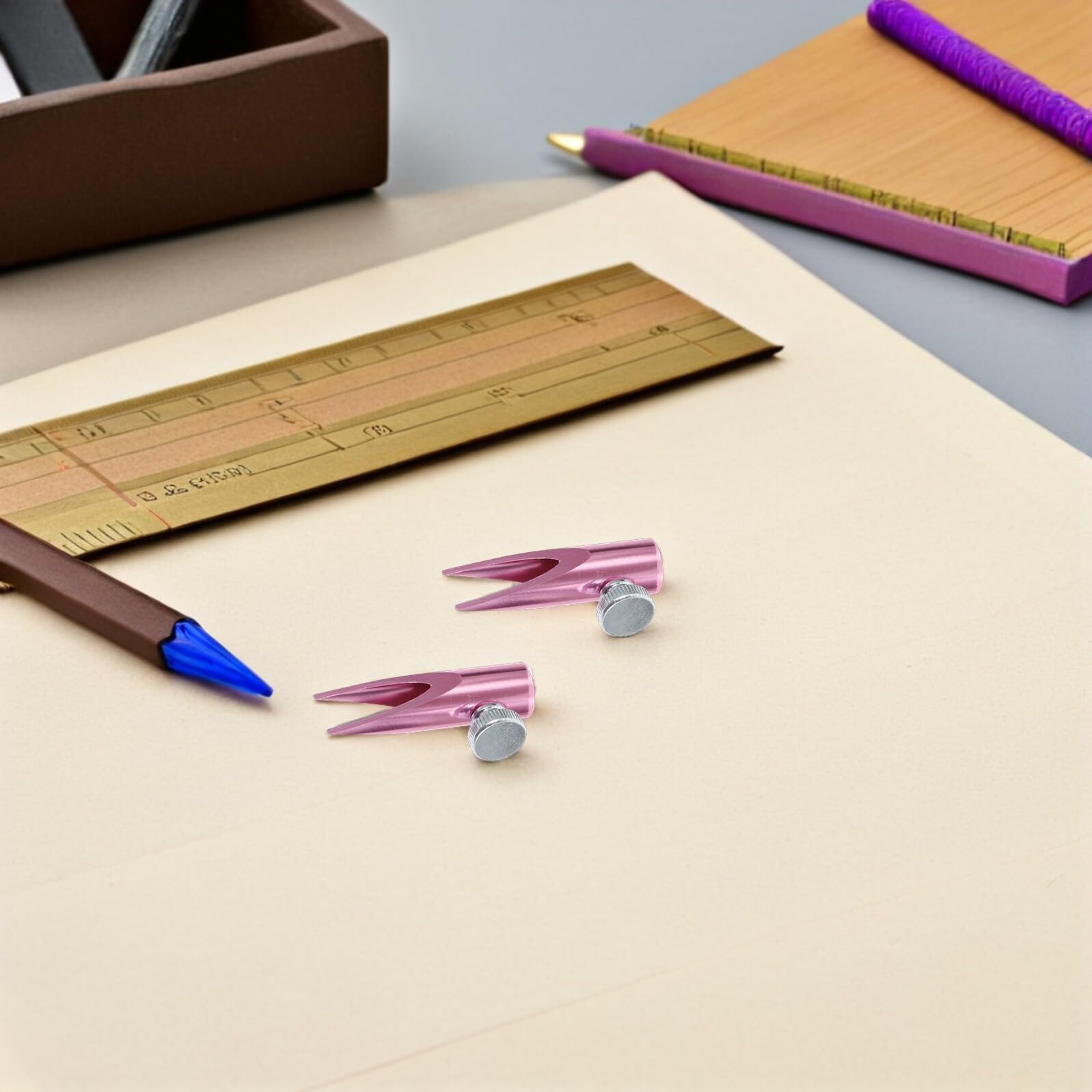 minkissy 12stücke Anspitzer für Kosmetikstifte aus Aluminiumlegierung mit Teilen für Augenbrauen und Lippenkonturenstifte für Künstler und Studenten U-förmiger Schlitz für Verschiedene Stif
