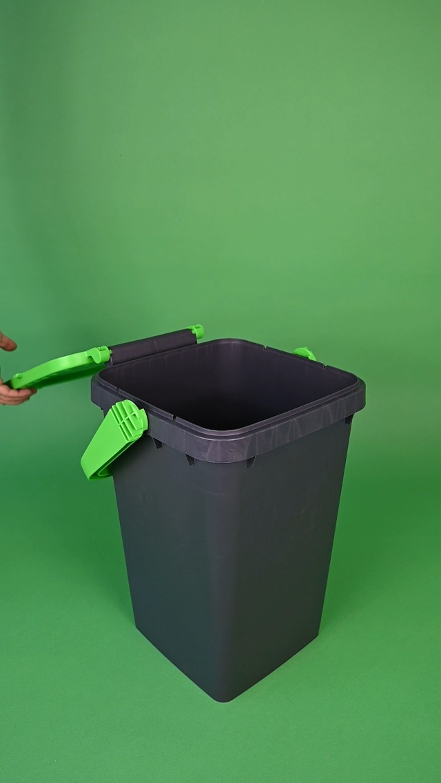 ECOPLAST EC28C005 PATTUMIERA PER LA RACCOLTA DIFFERENZIATA CON DOPPIA APERTURA 28 LITRI - COPERCHIO VERDE - MADE IN ITALY | Leroy Merlin