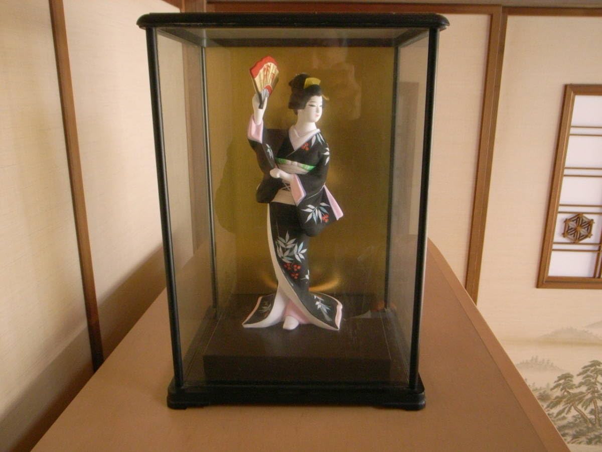 博多人形 ガラスケース付き 楽天市場】博多人形 『桜月夜』『 専用ガラスケース 』 伝統工芸師