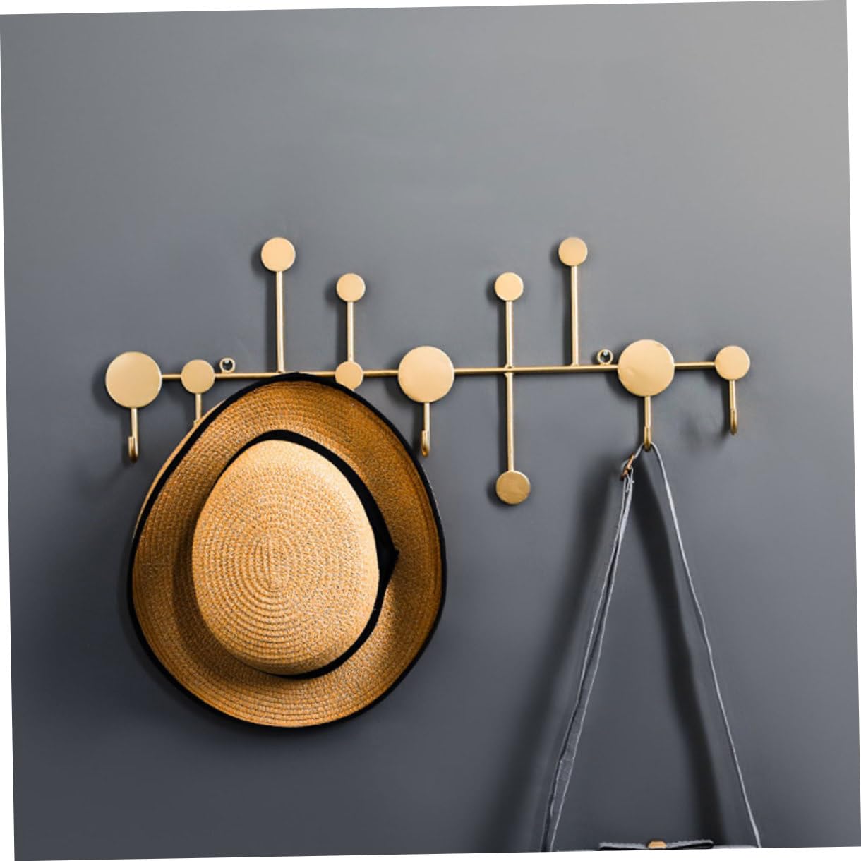 Percha de Pared Colgante Dorada de Hierro Moderna 6 Ganchos para Abrigos y Bolsos, Gancho Multifuncional Resistente para Espacios Pequeños y Decoración