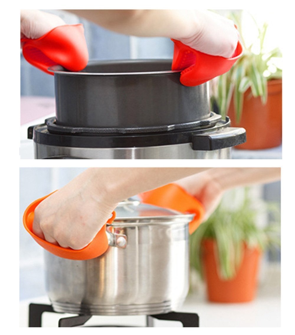 RKPM HOMES Set of 2 Silicone Pinch Grip Mitten Oven Mitt Gripper Grip Kitchen Pot Holder Utensil Tool (2 Pcs Multi Color) 4