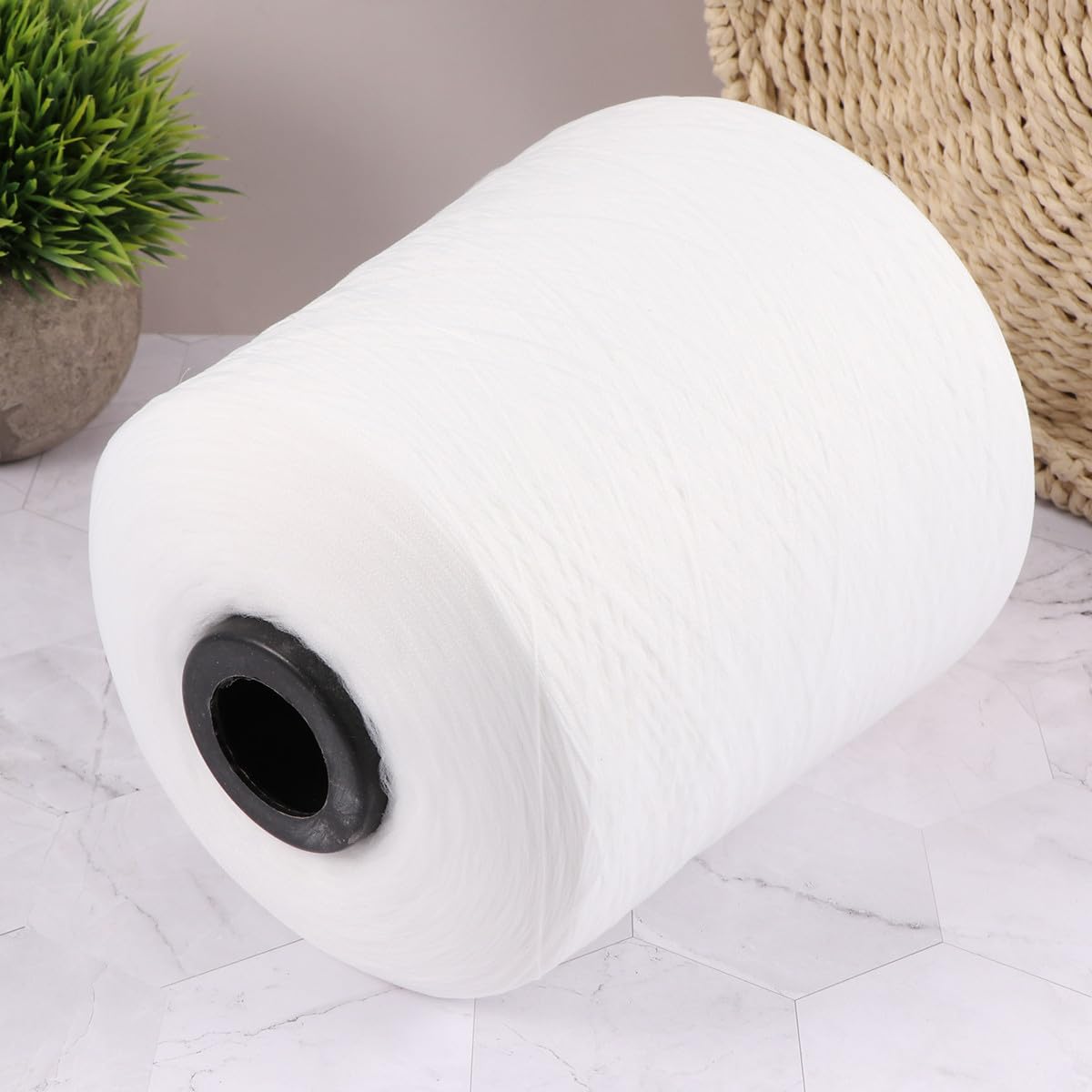 Hemobllo Hilo de Coser white de Dacrón y Plástico 150d, Resistente Buena Sujeción, Adecuado para Coser Ropa y Vestidos, Paquete de 2 Rollos