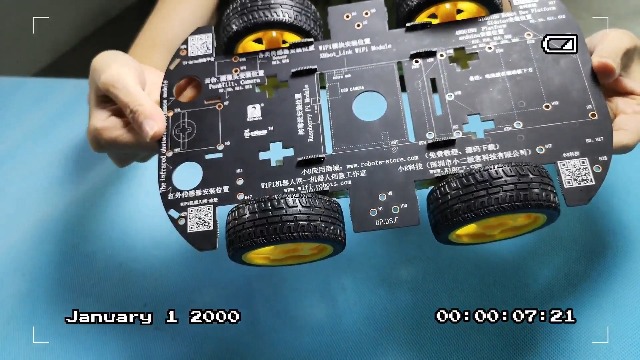 ミニカー 405-135 ROBORACE 1/43 ROBOT ON BOARD Tamiya 18656 Roborace DevBot 2.0 (MA Chassis) / Tamiya USA