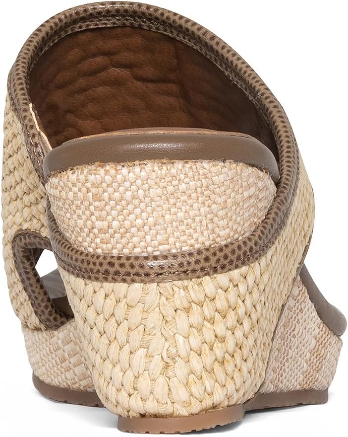 Donald J Pliner womens Gyer - Image 3