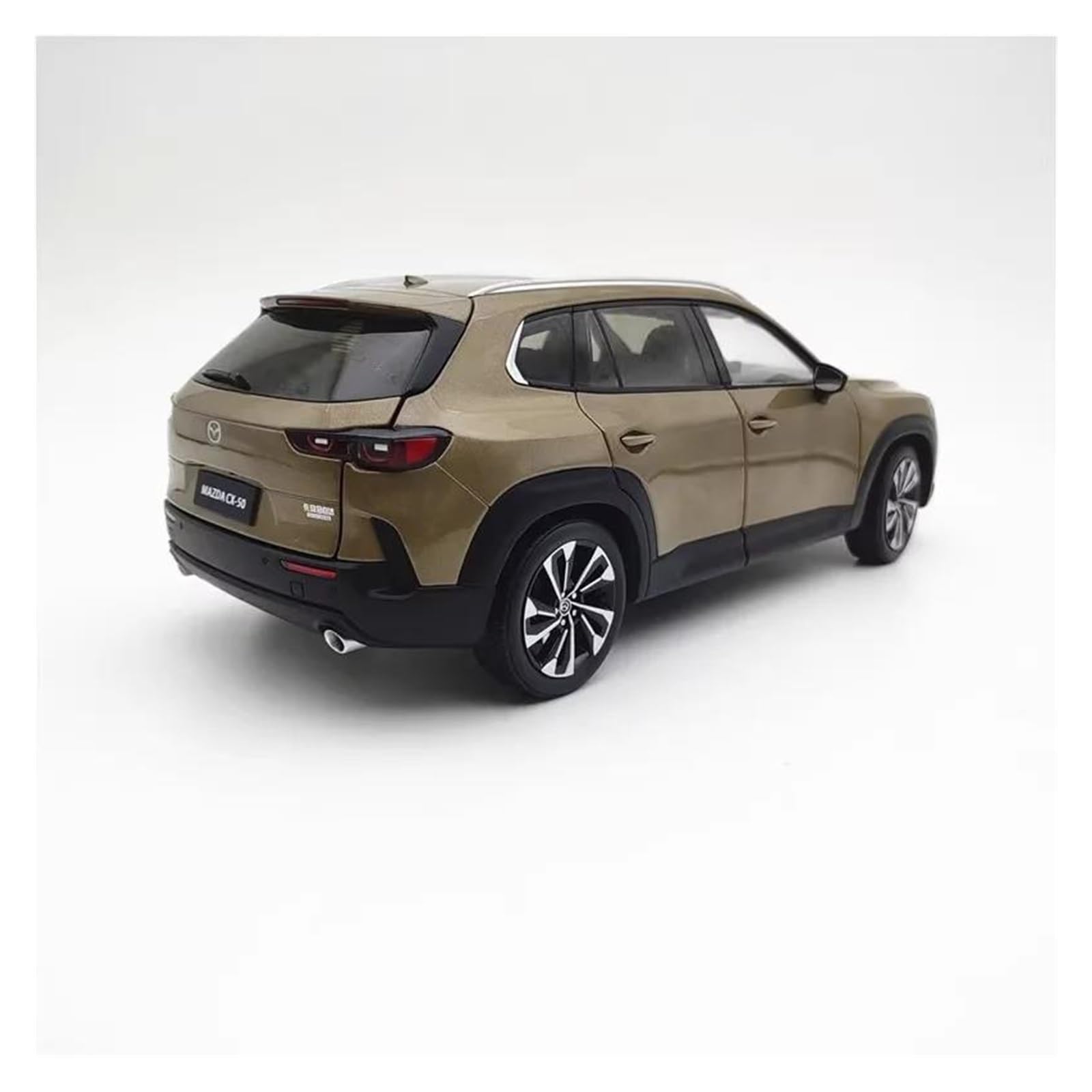 Metallo Scala Replica Ornamento Decorativo Natalizio In Lega Statica Pressofusa In Scala 1 18 Della Mazda CX-50 Hobby Veicoli Giochi Set