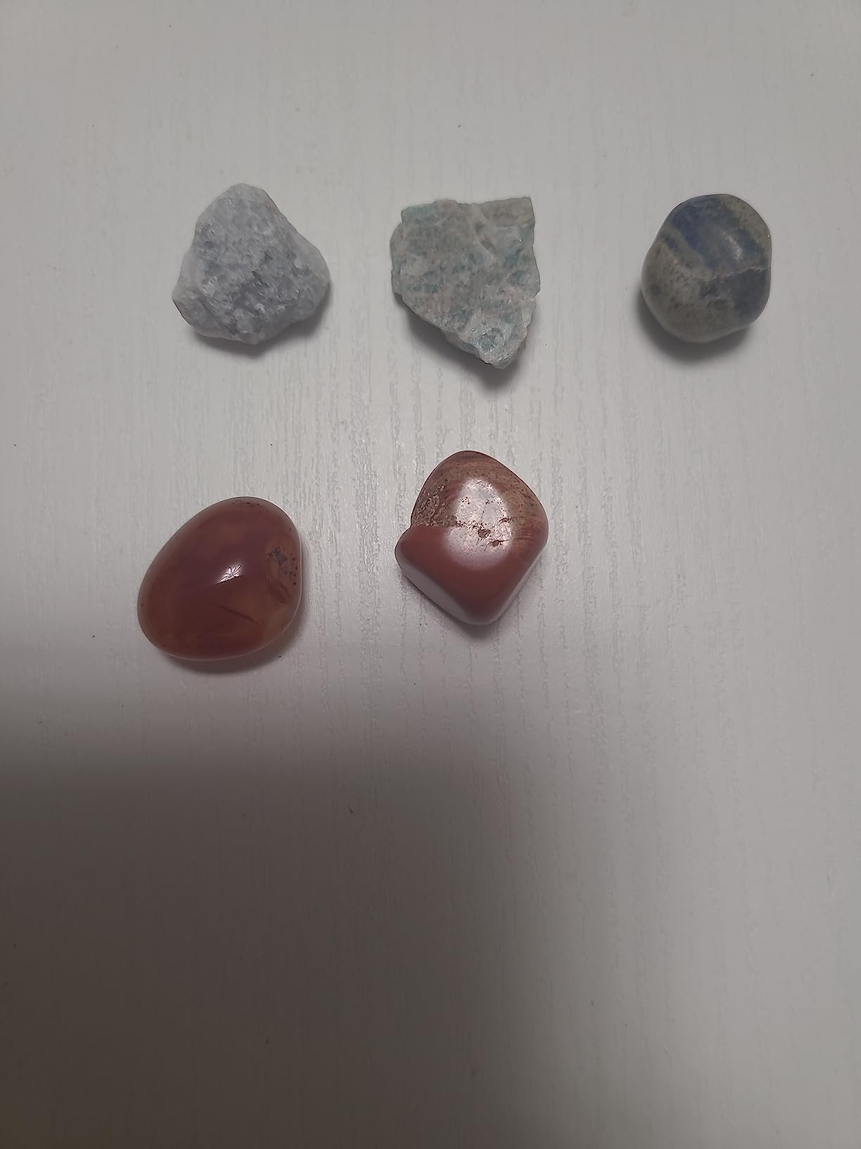 Set 7 Pietre Chakra Con Piramide Lucida - Cristalli Curativi Naturali In Agata E Ametista Per Meditazione, Reiki E Yoga