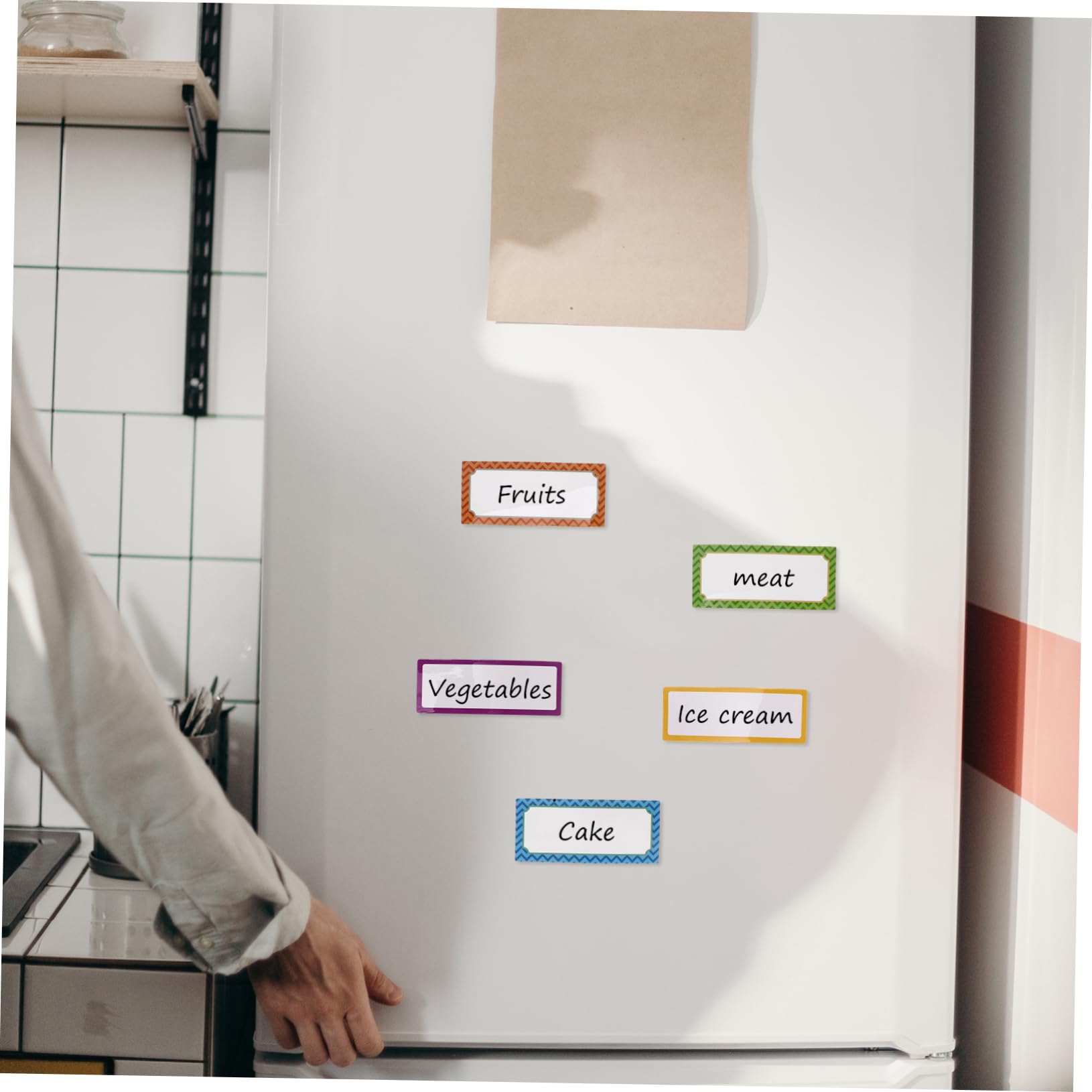 DOITOOL 5 Sätze Magnetische Namensschilder Set Wiederbeschreibbare Etiketten Mit Buntem Design Für Whiteboard Kühlschrank Und Vielseitige Namensetiketten Für Büro Schule Und 16 Stück * 5