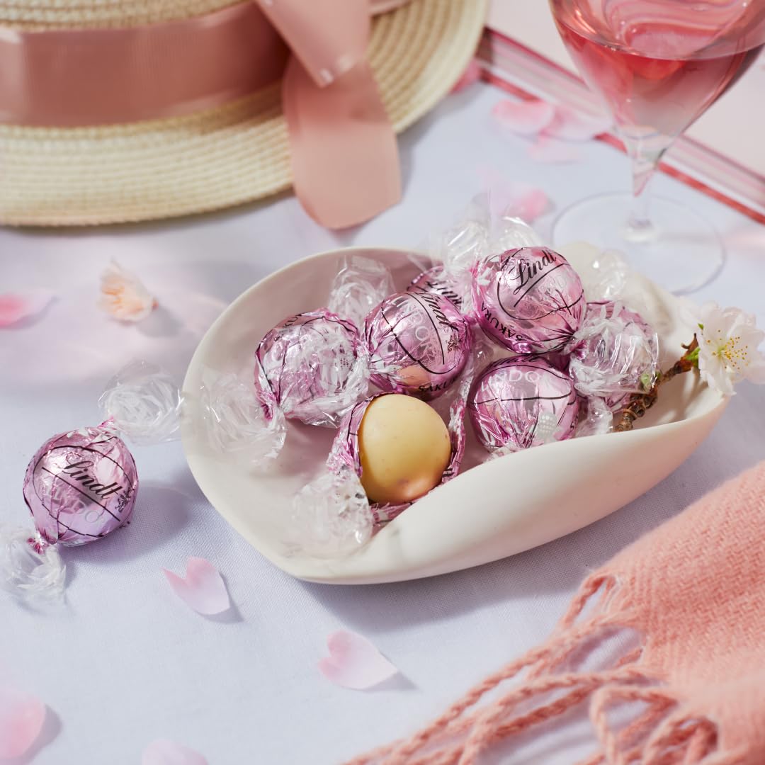 Amazon.co.jp: Linz Lindt Chocolate Lindor Sakura, Pack of 3 : Food