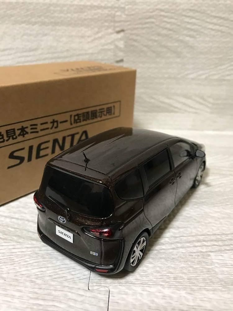 トヨタ シエンタ 後期 1/30カラーサンプル ヴィンテージブラウンパール Amazon | 1/30 トヨタ 新型シエンタ 後期 ヴィンテージブラウン