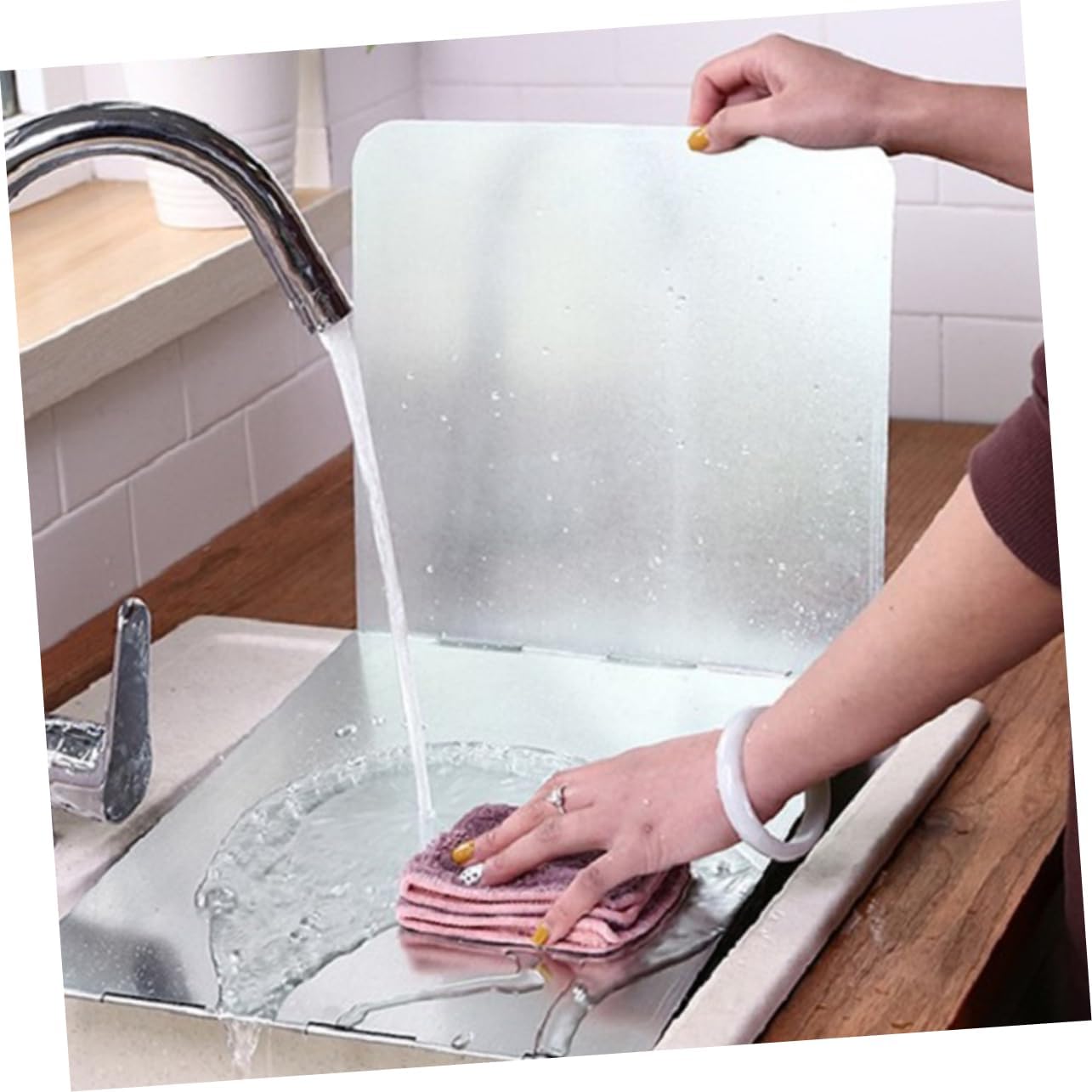 Oil Splatter Screen Kitchen Oil Baffle Stove Baffle Heat Resistant for Home Restaurant