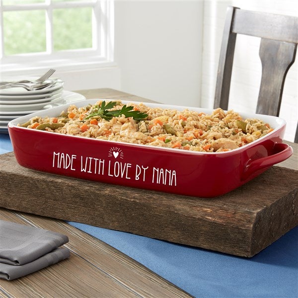 Personalization Universe Made With Love Personalized Ceramic Bakeware - 4 Quart Stoneware Baking Dish, Oven Safe, Dishwasher & Microwave Safe - Perfect for Cooking, Baking Pies & Casseroles -Red