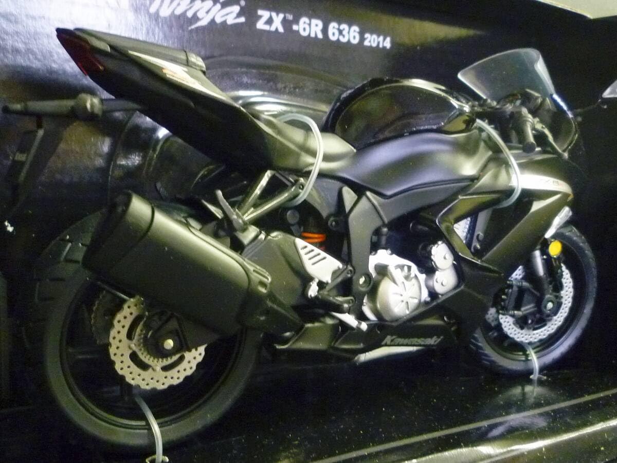 Amazon | 1/12 カワサキ ZX-6R 636 ZX 6R ブラック 2014 ☆ 川崎重工