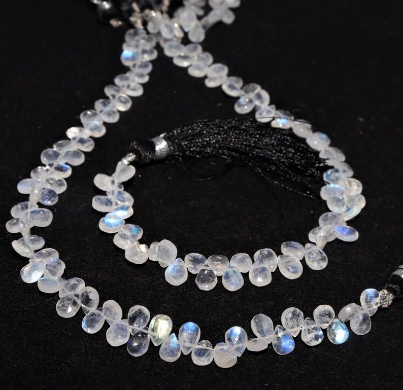 Pierre de lune arc-en-ciel facettée poire 5x7mm pour création de bijoux uniques