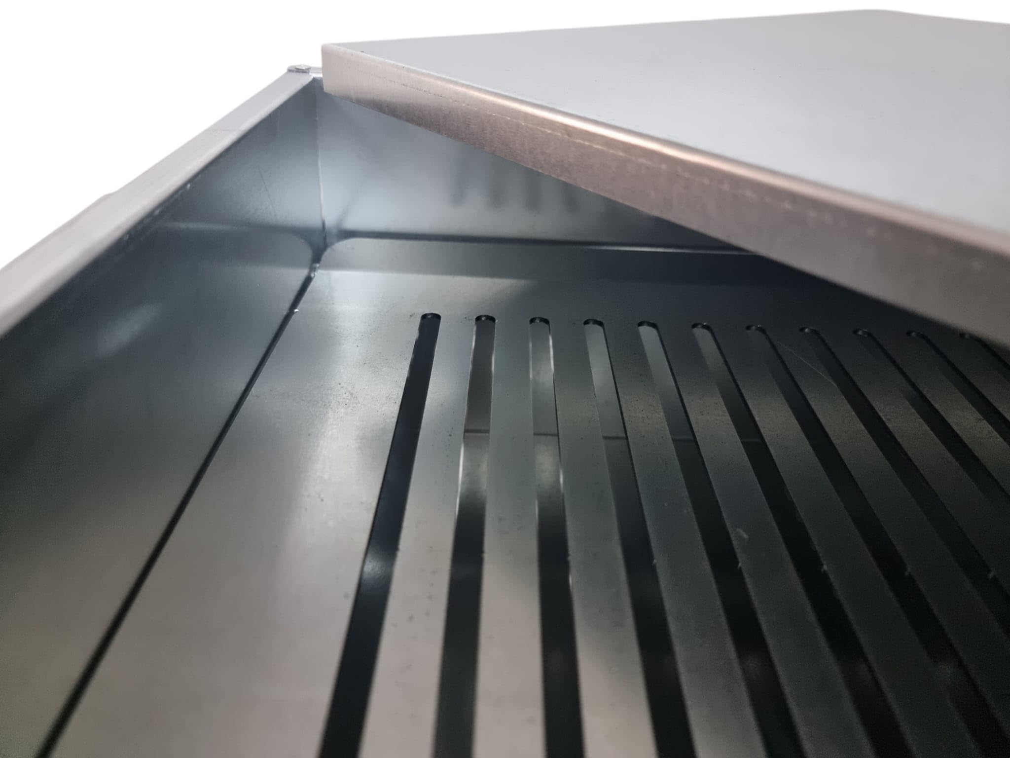 Boxob Barbecue a carbonella Messina con coperchio (35x50)
