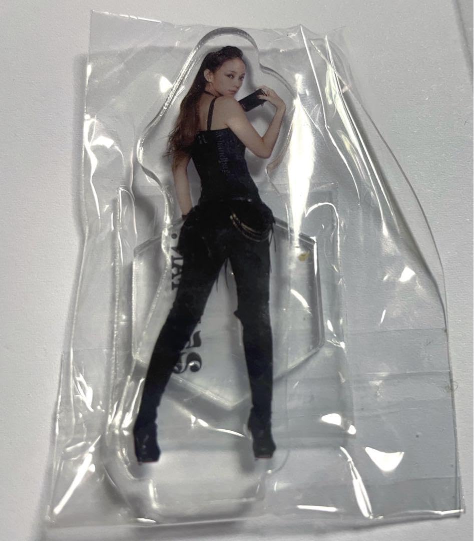安室奈美恵　アクリルスタンド Amazon.co.jp: 安室奈美恵 Finally アクリルスタンド ピンク衣装