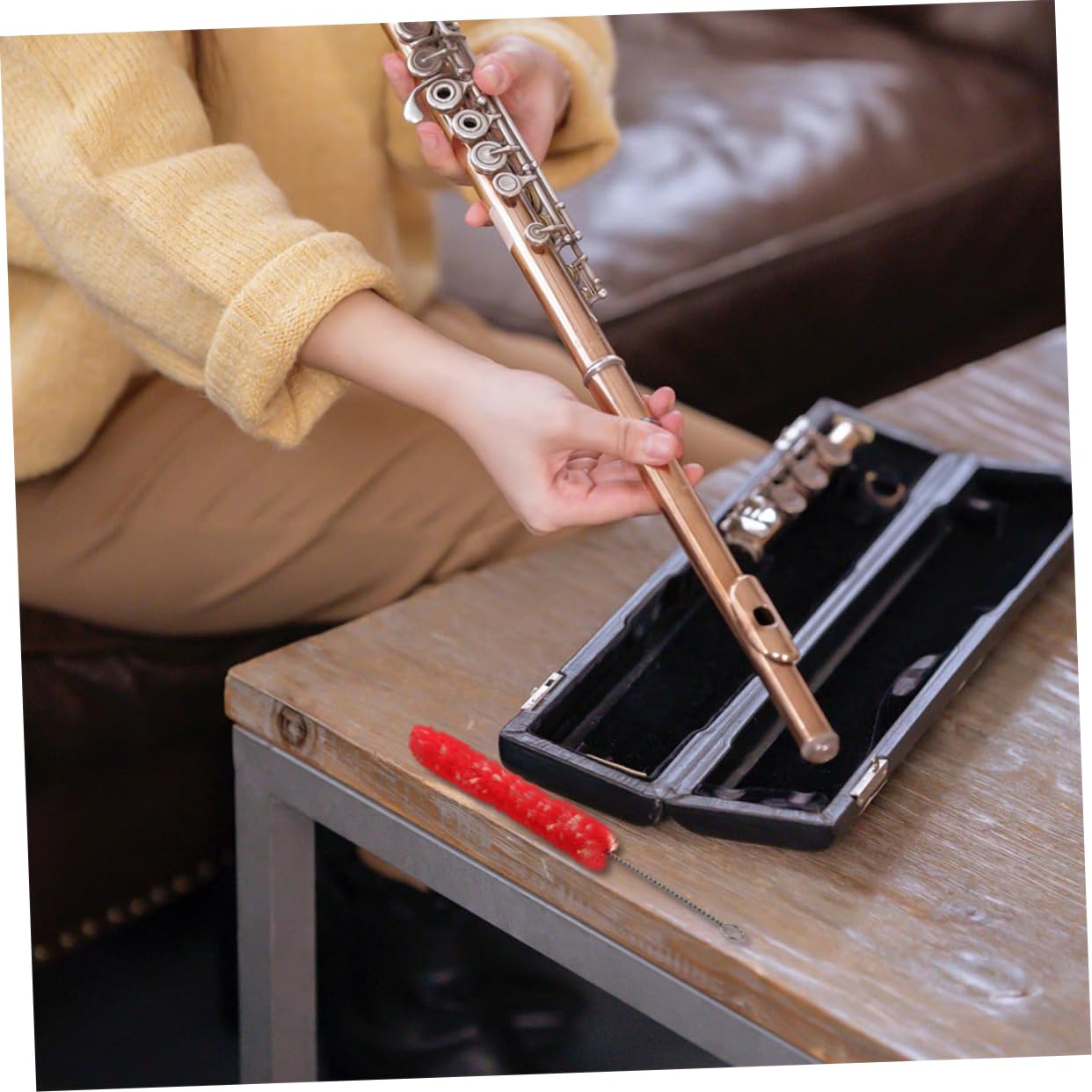 Levemolo Practical Clarinet Cleaning Tool Wind Instrument Accessory Cleaning Brush Random Color