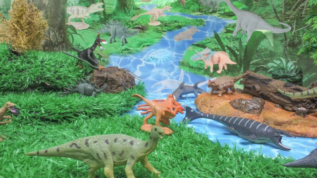 Jokfeice Realistic Deinonychus Dinosaur Toy Figure - Vinyl Cotton-Filled Dino For Play, Education & Cake Toppers - View #9
