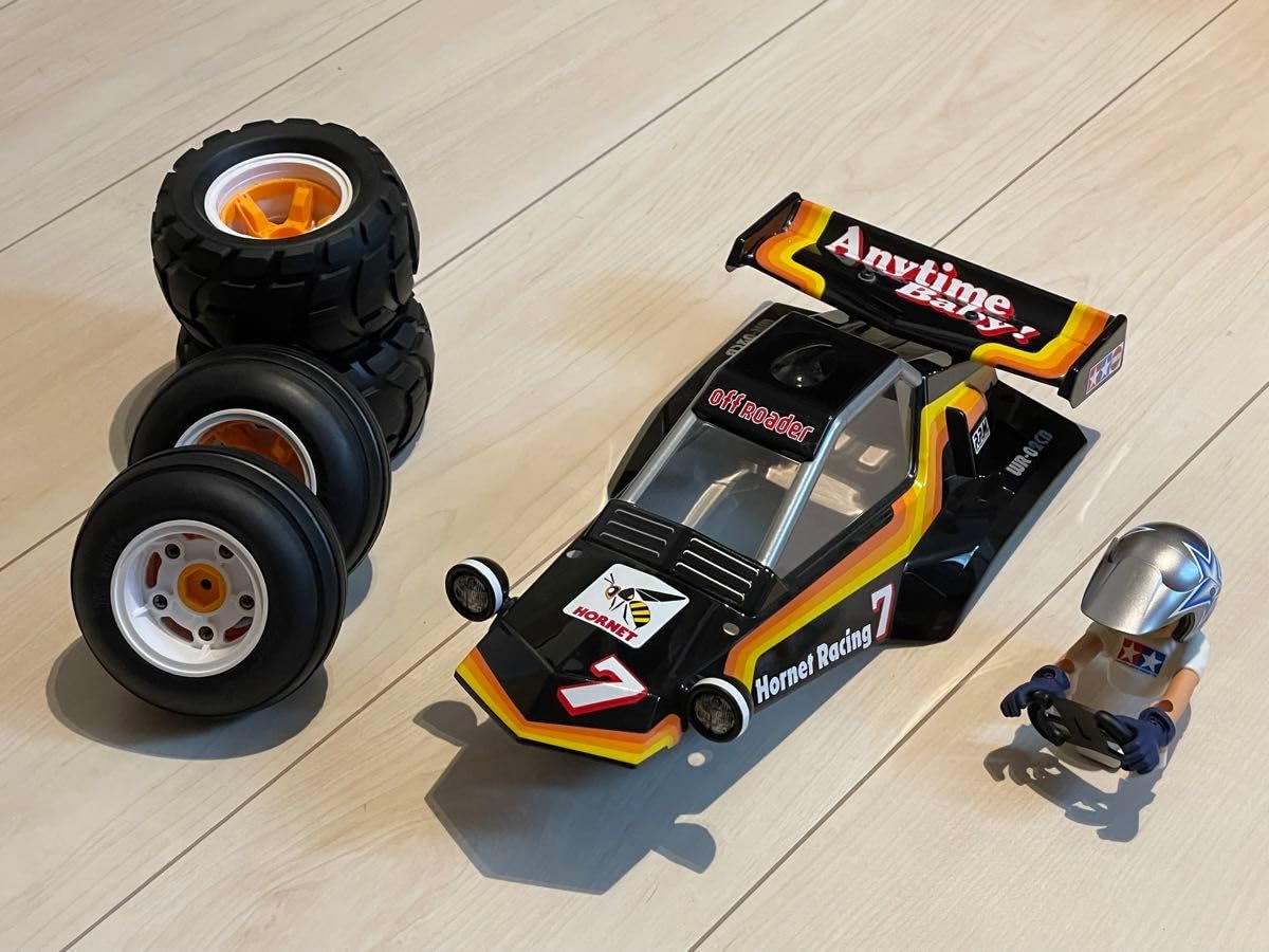 Amazon | タミヤ XBコミカルホーネット ボディ+タイヤホイールセット  
