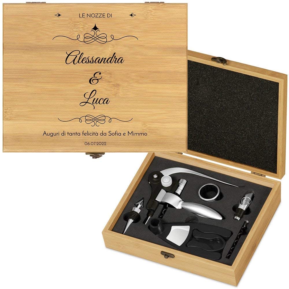 Maverton Kit Accessori da Vino Deluxe - Set Cavatappi da Vino Personalizzato - Scatola in Legno di bambù + 8 Pezzi di Accessori Vino - Idee Regalo per Anniversario - Nozze