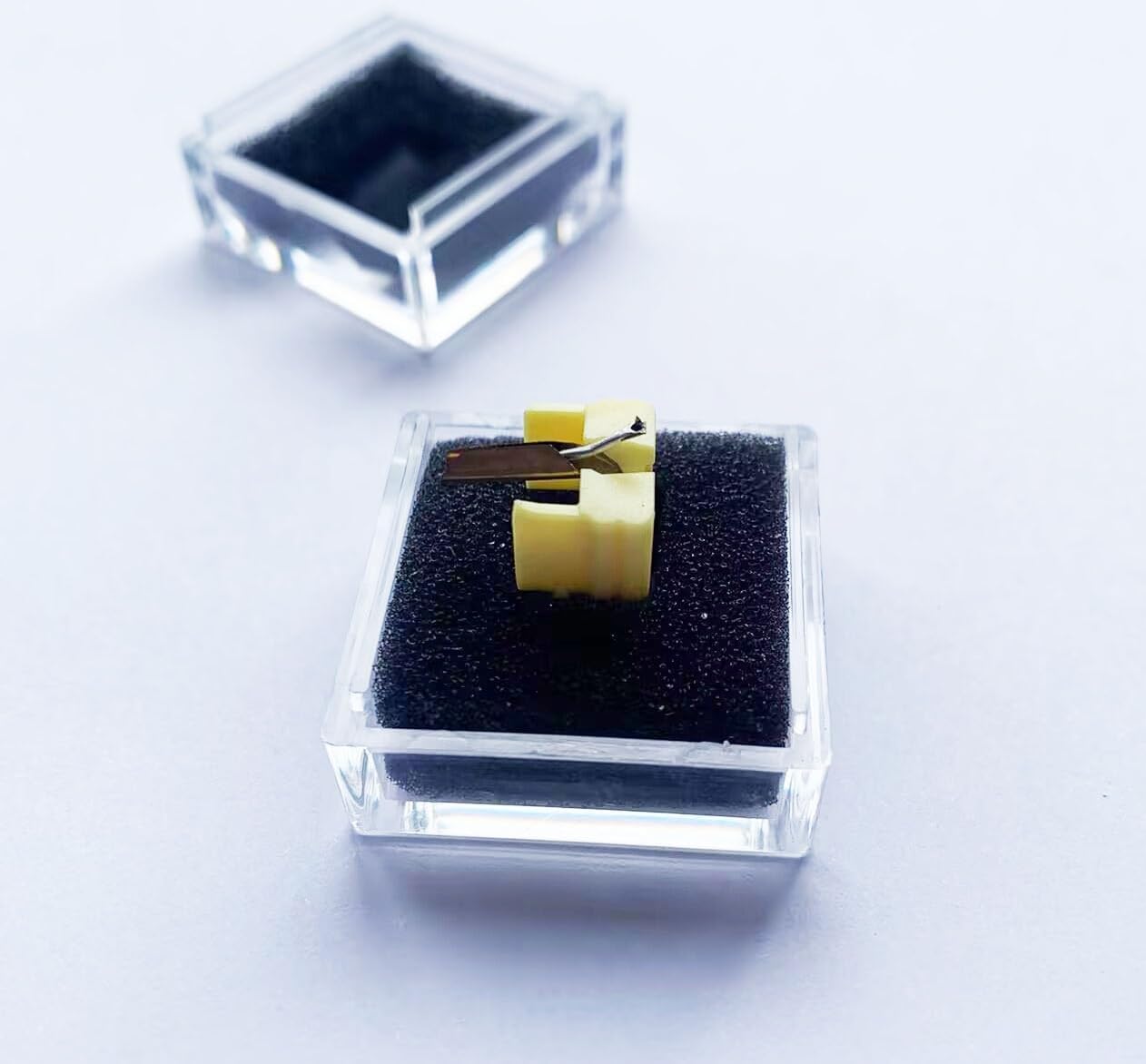One New Boxed Diamond Replacement Stylus for Shure N93-E, N93E RS612 M93 N91 A96ME, M93E, M-93E, 2215 LP Phonograph Cartridge Needle Turntable Accessories