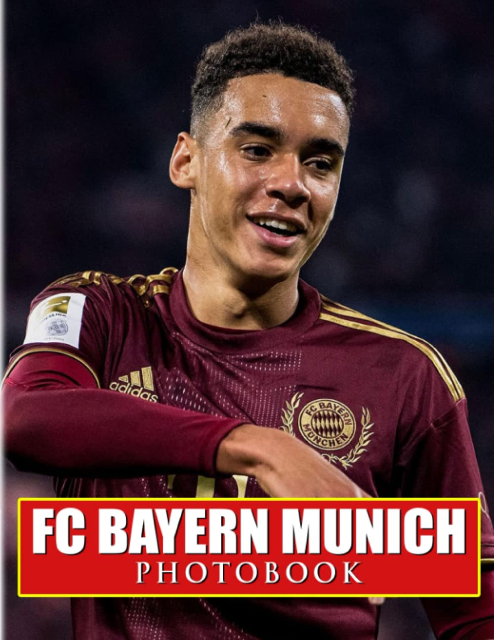 𝔽ℂ 𝔹𝕒𝕪𝕖𝕣𝕟 𝕄𝕦𝕟𝕚𝕔𝕙 Photobook: A German Professional Sports Club With 40 Beautiful Images Inside | Gifts For All Fans To Decor And Have Fun