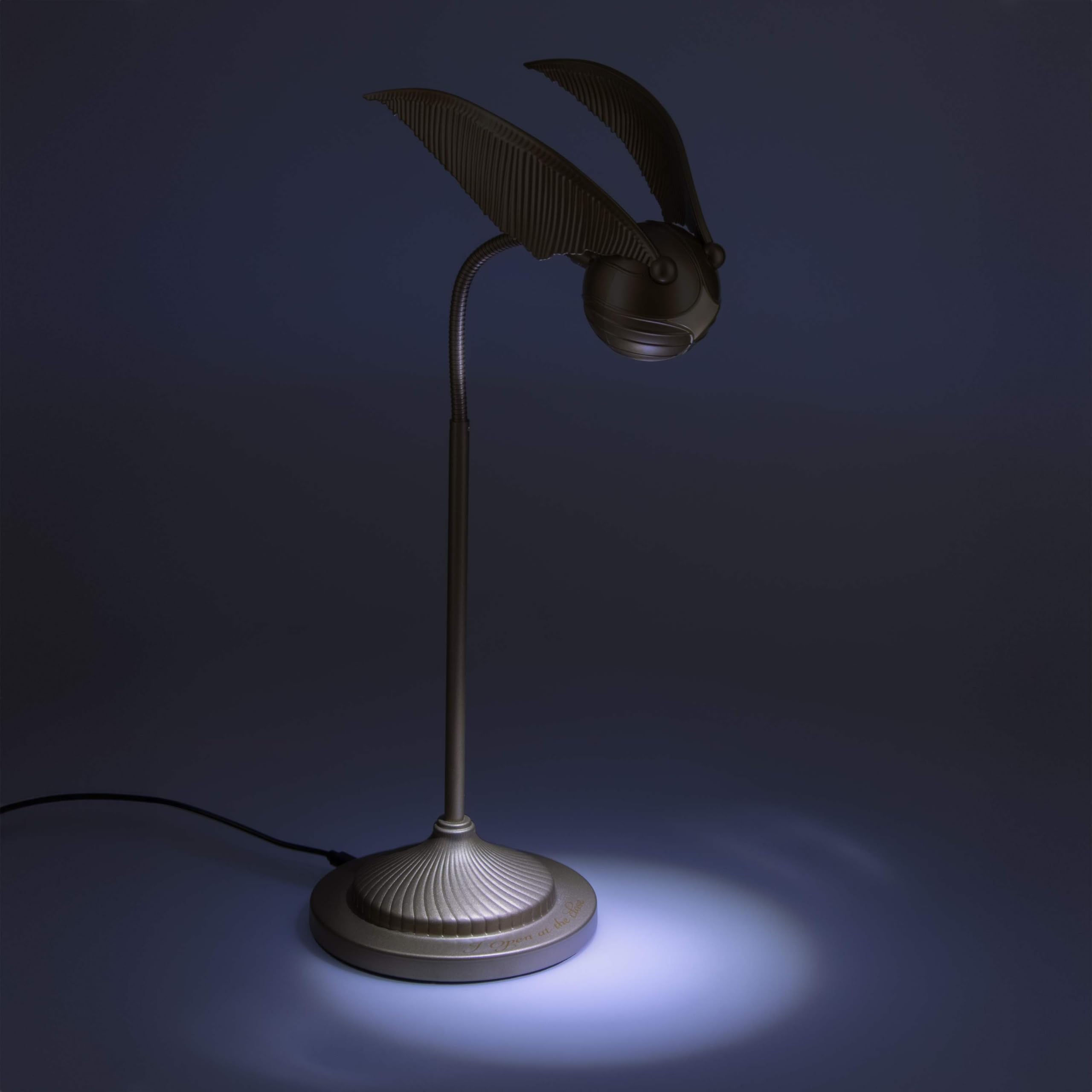 ハリーポッター　デスクランプ Amazon.com: Paladone Golden Snitch Posable Desk Lamp – Officially