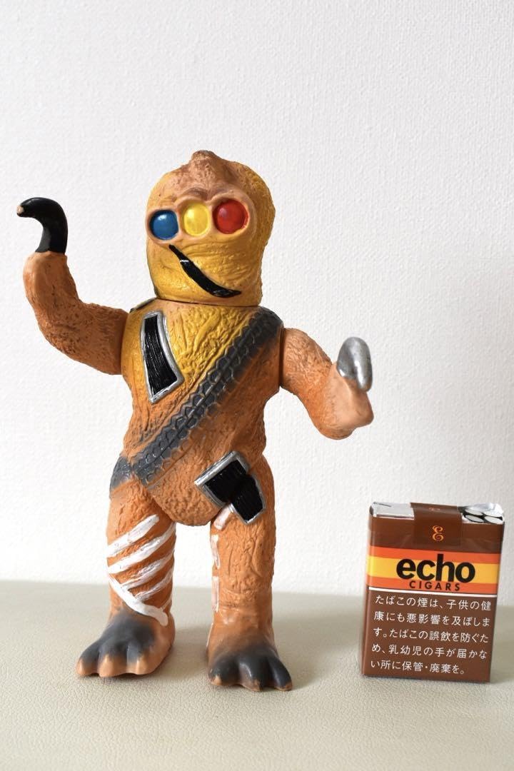 Amazon.co.jp: 超希少 交通事故怪獣クルマニクラス : おもちゃ