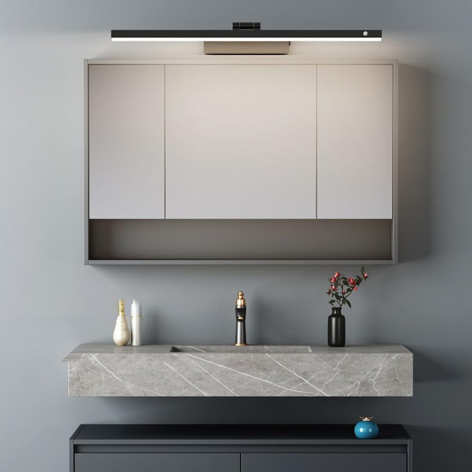 Lampa ścienna LED do wnętrz z czujnikiem ruchu i przełącznikami, obracana o 180°, nowoczesna, długa listwa aluminiowa, do łazienki lub umywalki