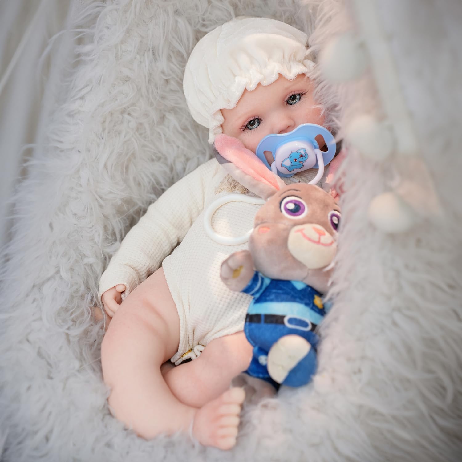 15.7inch All Silicone Doll Sleeping with Eyes Closed, a Realistic Handcrafted boy, a Realistic Elastic and Soft Reborn Baby Doll, a Silicone Full-Body and Accessory for Children 3+ Collector