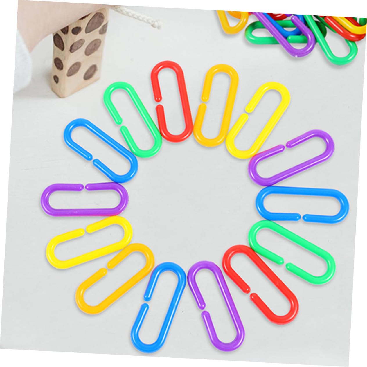 Hemobllo Giocattolo Educativo per Ragazzo Ragazza Catena Geometrica in Plastica 360 Pezzi, Design Creativo Portatile per Asilo e Uso Domestico