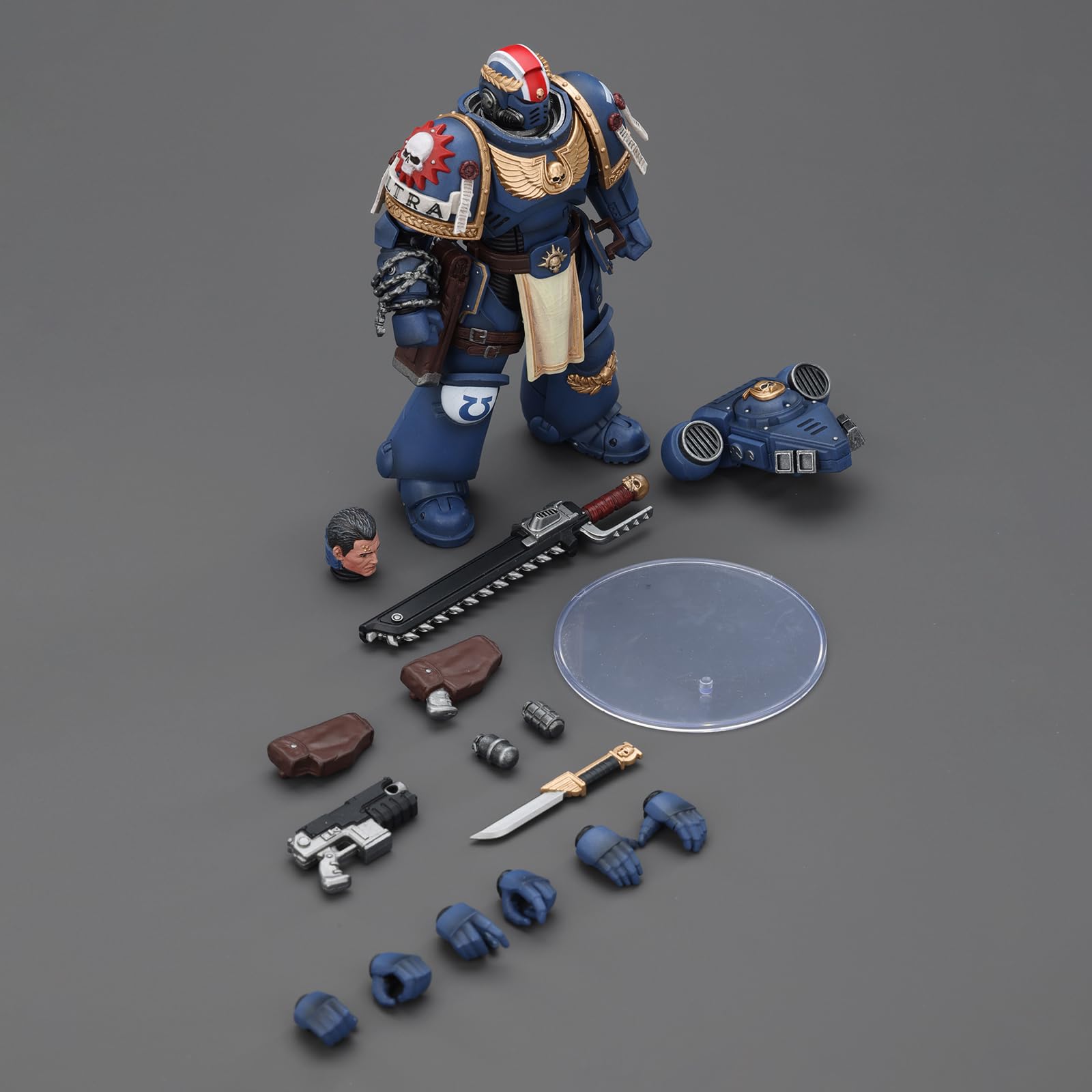 JOYTOY Warhammer 40K 1:18 - Figuras de acción, Ultramarines Titus con Laurels of Victory, figuras de acción coleccionables de 12 cm de altura