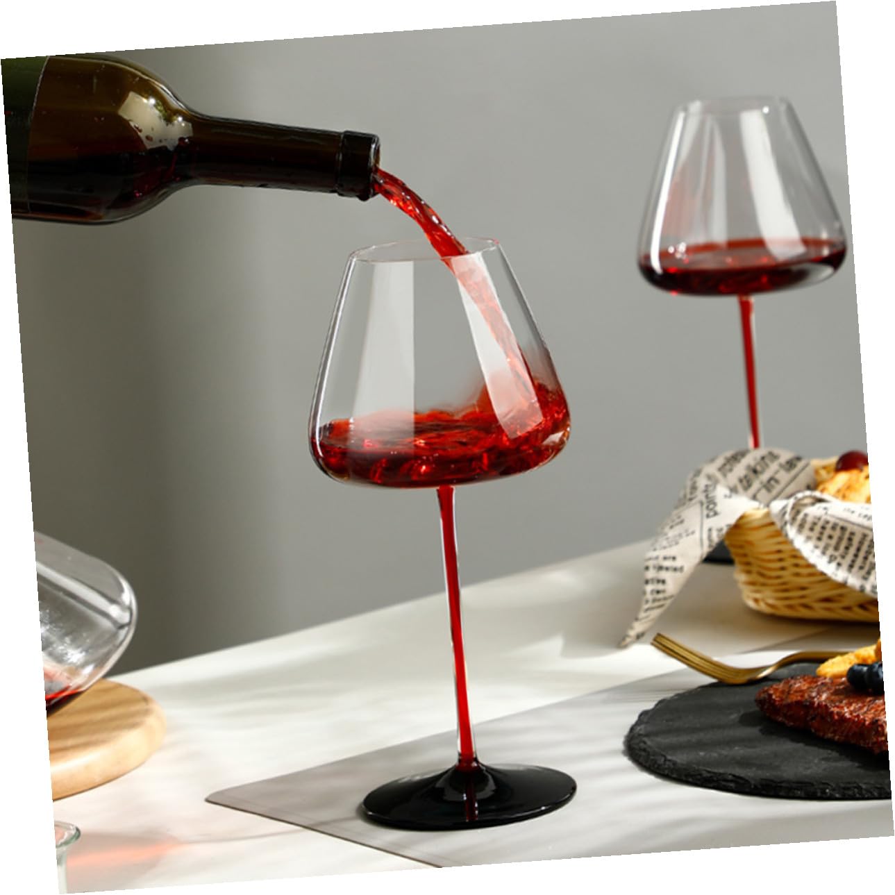 STOBAZA 2 Stück Zweiteiliges Halloween Weinglas Rotwein Gläser mit Vampirmotiv Langlebige Glas Goblets für Party Fest und Zuhause Stilvolle Bar Trinkbecher in Schwarz und Rot