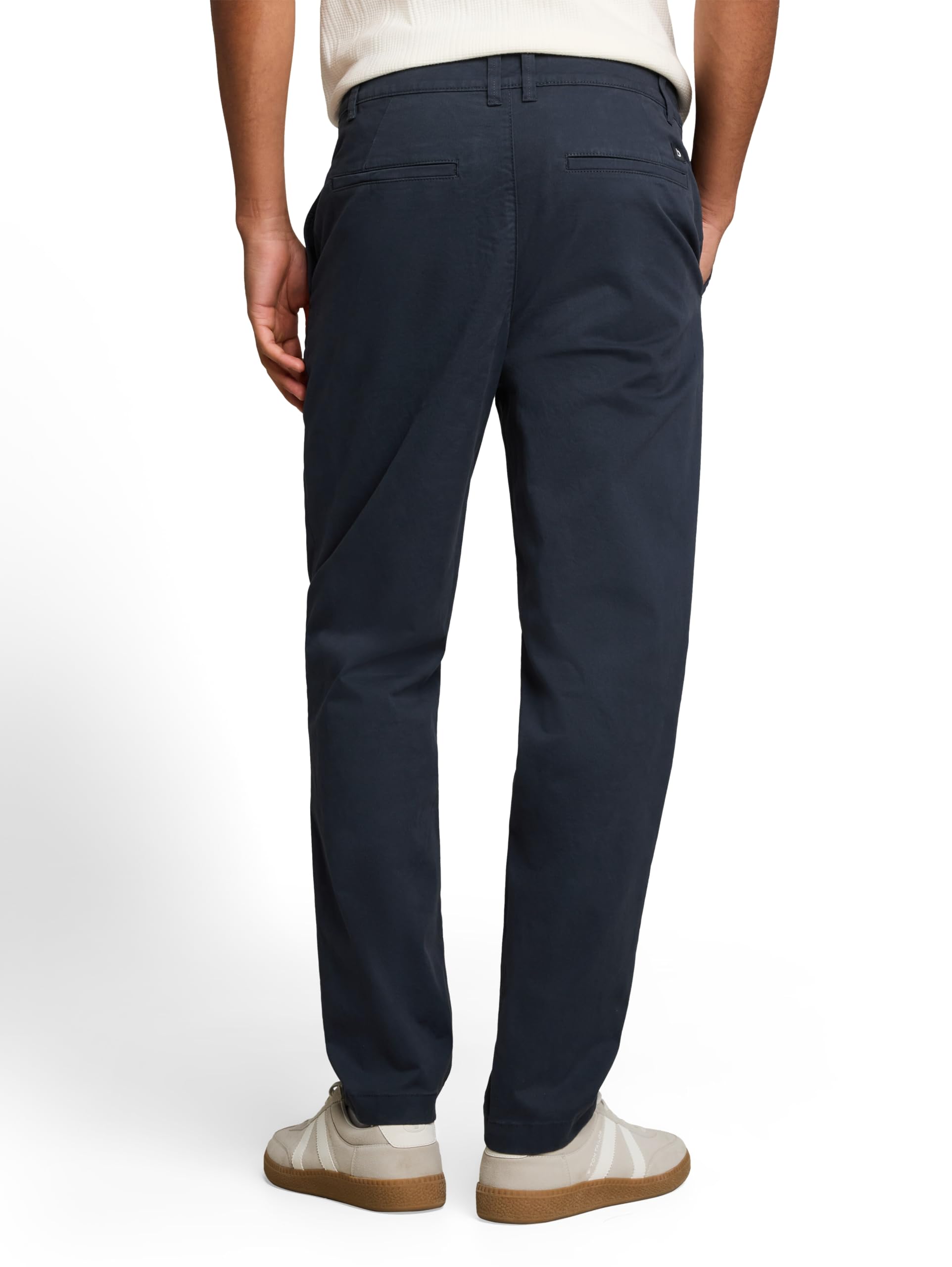 Tom Tailor Denim Herren Chinohose aus Cord im Relaxed Fit 1054195
