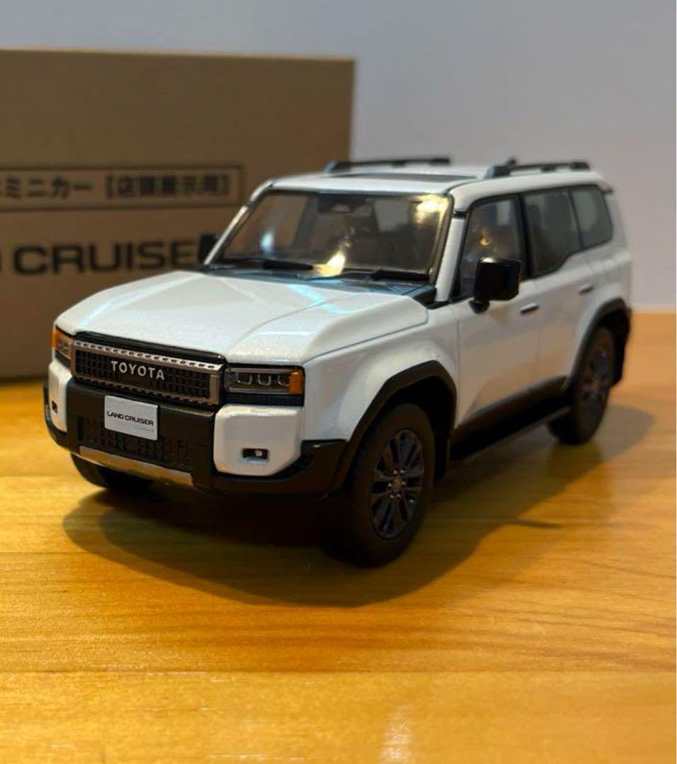 Amazon.co.jp: 新型ランドクルーザー250 プラチナホワイトパールマイカ 