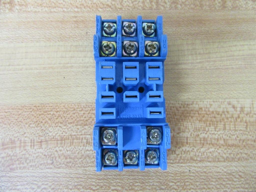 Finder 55.33.8.110.0010 General Relay 110VAC 10A@250VAC 11-Blade