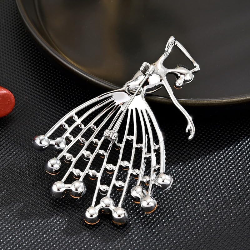 Image of Elegant Pearl Flower Designer Brooch Pins Broches Costume Jewelry For Women Fashion Christmas Gift