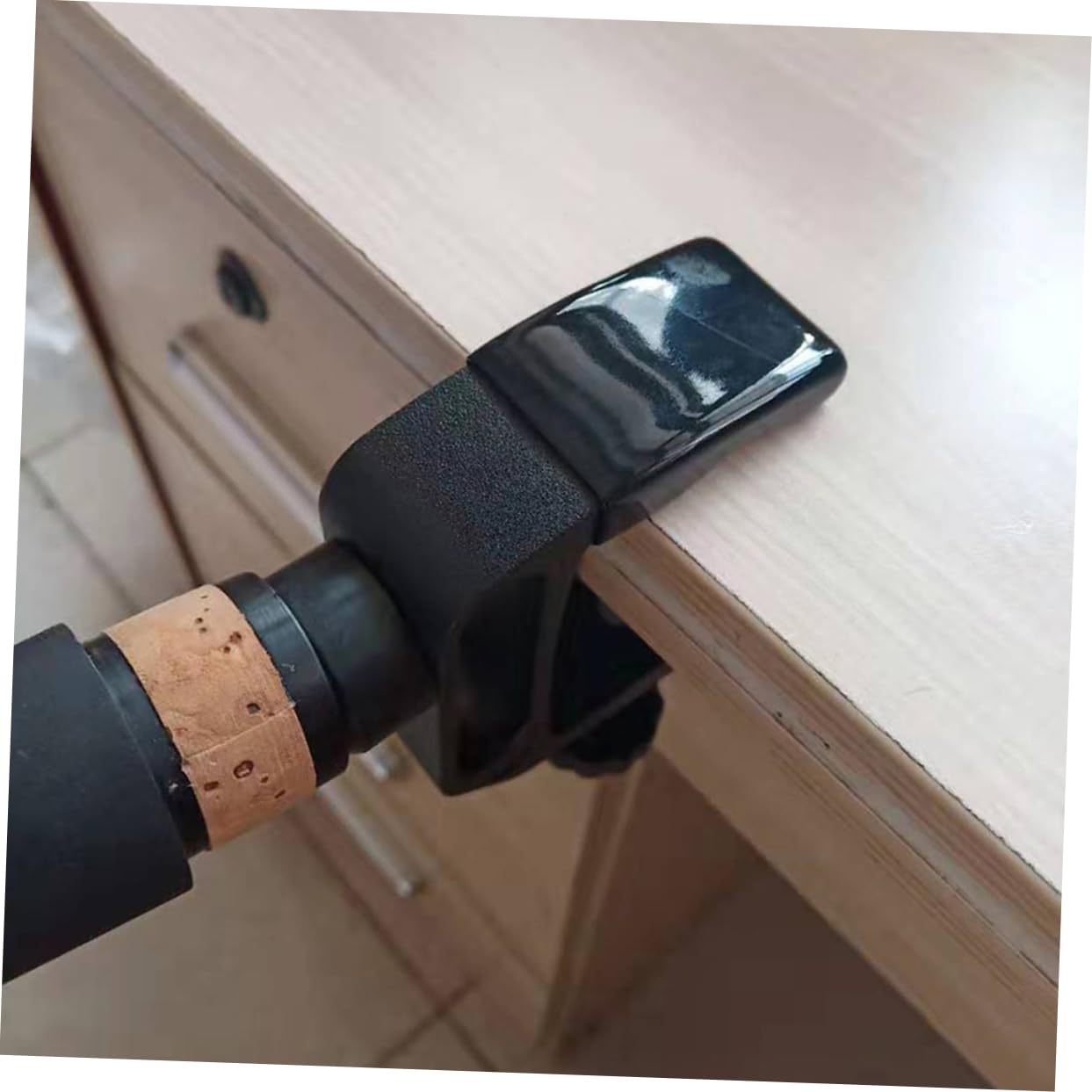 HEMOTON Desktop Clamp Multi-functional Desk Clamp Cork Hanger Portable Stand Music Instrument Accessory
