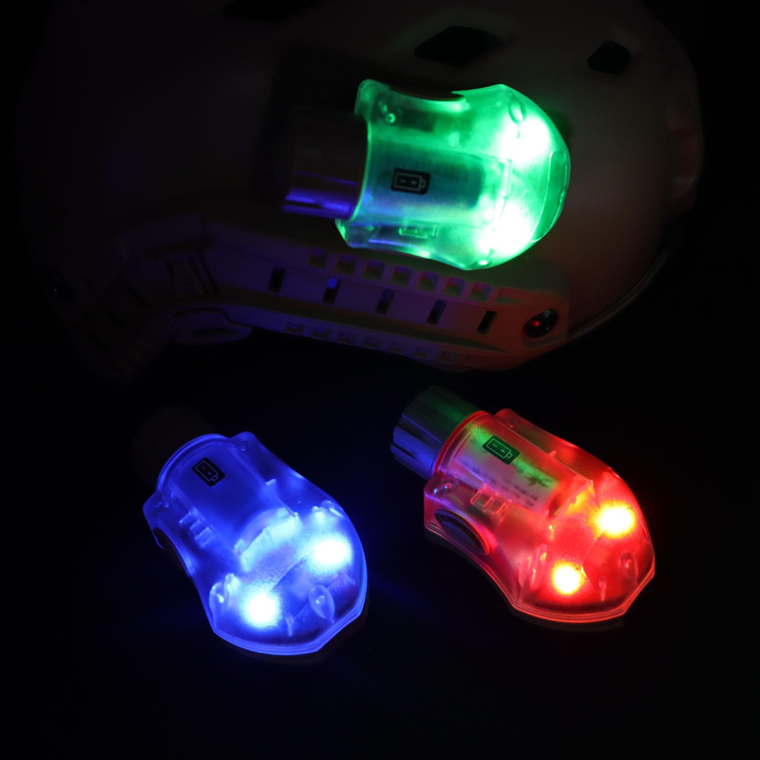 Luz táctica para casco, luz estroboscópica IR de identificación militar con luz LED visible constante y luz estroboscópica de señal de supervivencia (negro-verde)