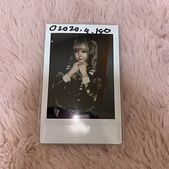 Amazon.co.jp: 望月めるちゃん サイン入りチェキ : おもちゃ