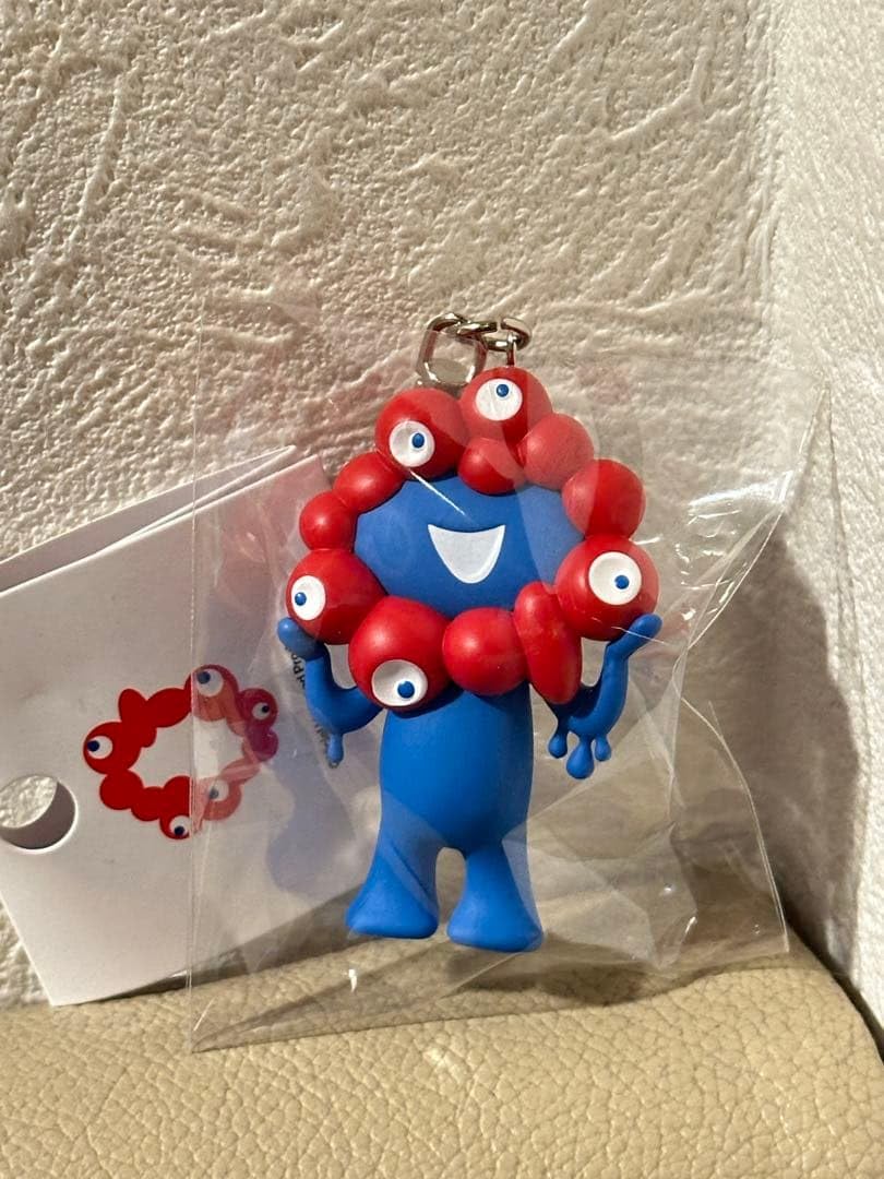 Amazon.co.jp: expo2025 ミャクミャク立体キーホルダー pvc : ファッション