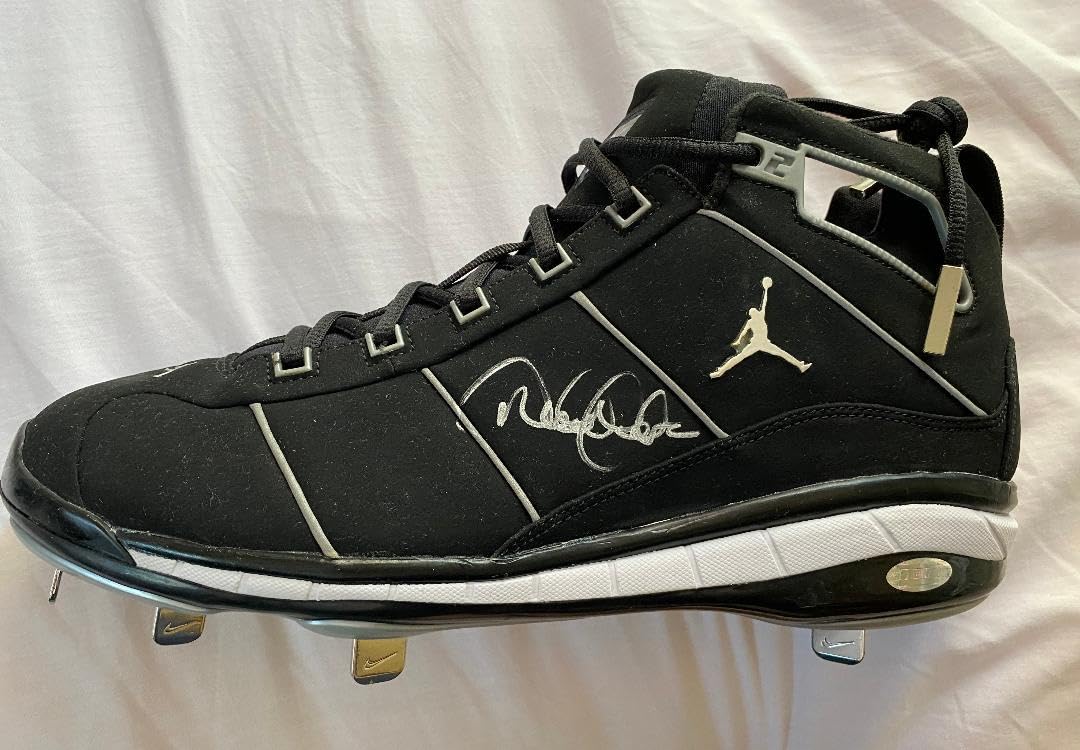 記念グッズ Derek Jeter 2005 Away Game Model Cleat Amazon.co.jp: Derek Jeter 2005 Away Game Model Cleat