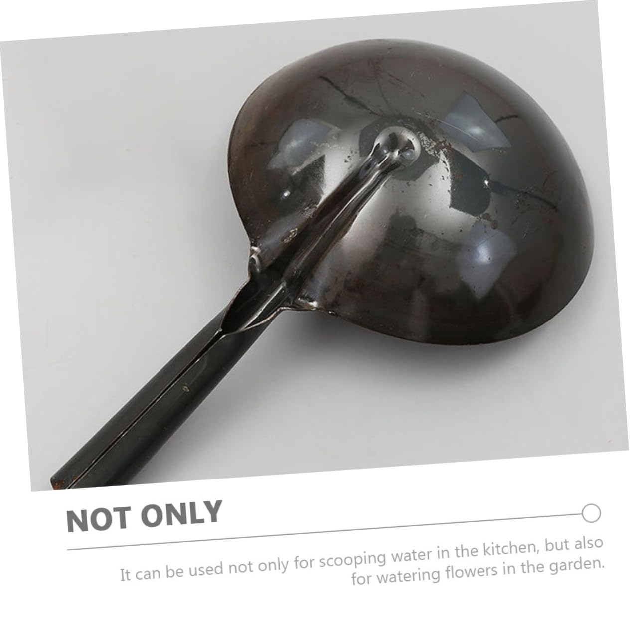 ULTECHNOVO Louche à Eau en Fer Noir Réutilisable Grosse Capacité, Manche Épaissi Confortable Cuisine et Jardin