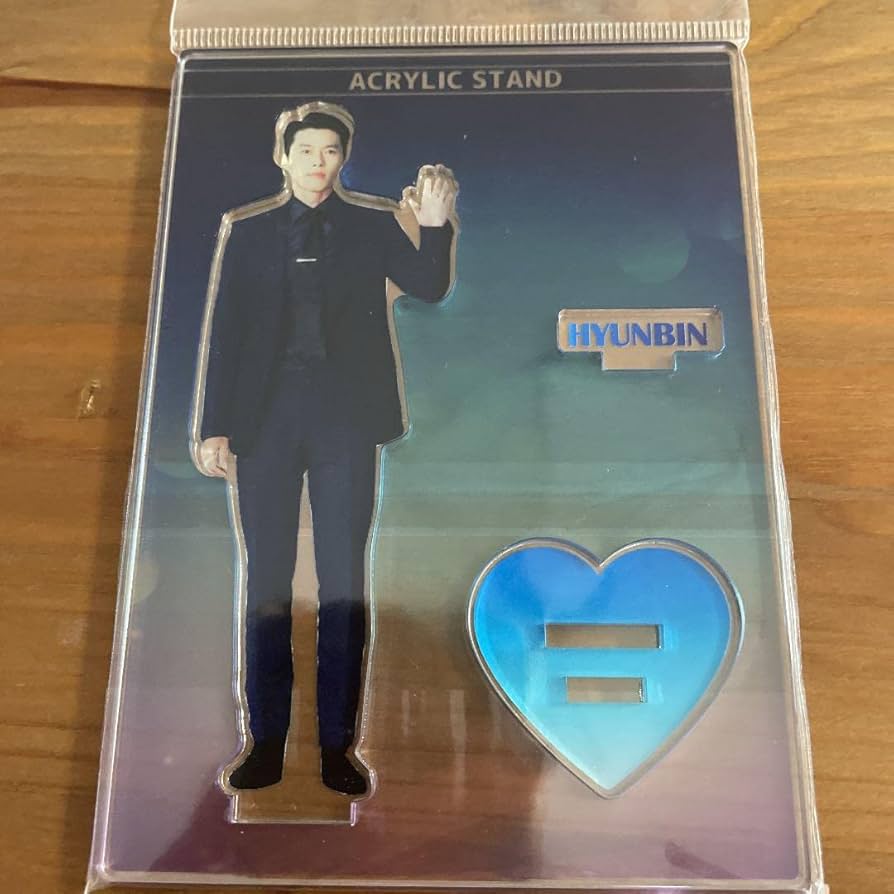 Amazon.co.jp: アクリルスタンド ヒョンビン グッズ アクスタ