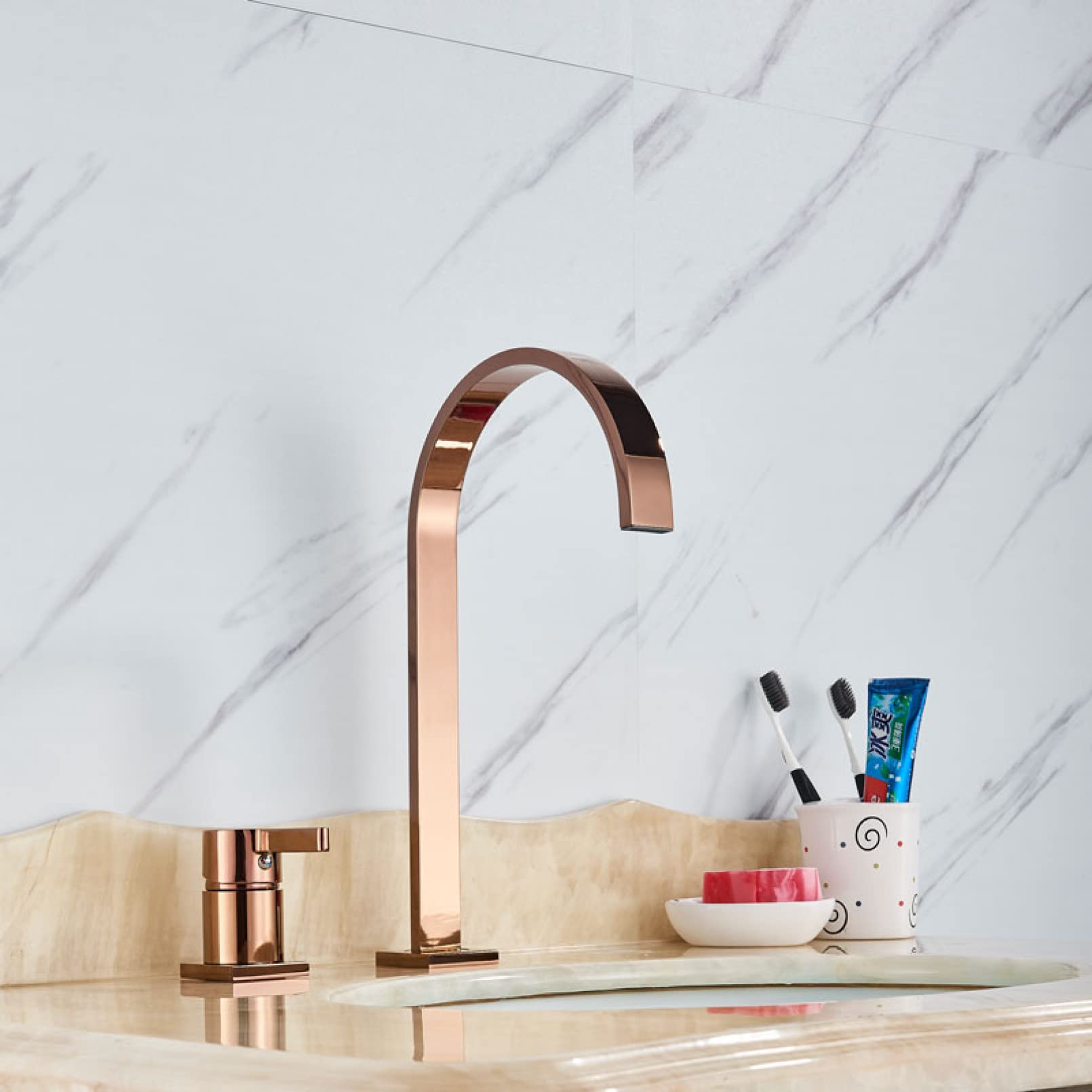 Robinet de lavabo cascade anti-éclaboussures mitigeur mono-commande or pour salle de bain